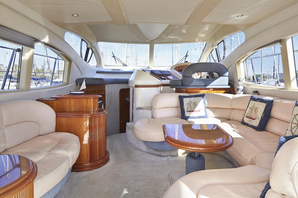 La Gavina Boat Barcellona